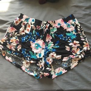 bebop | floral shorts